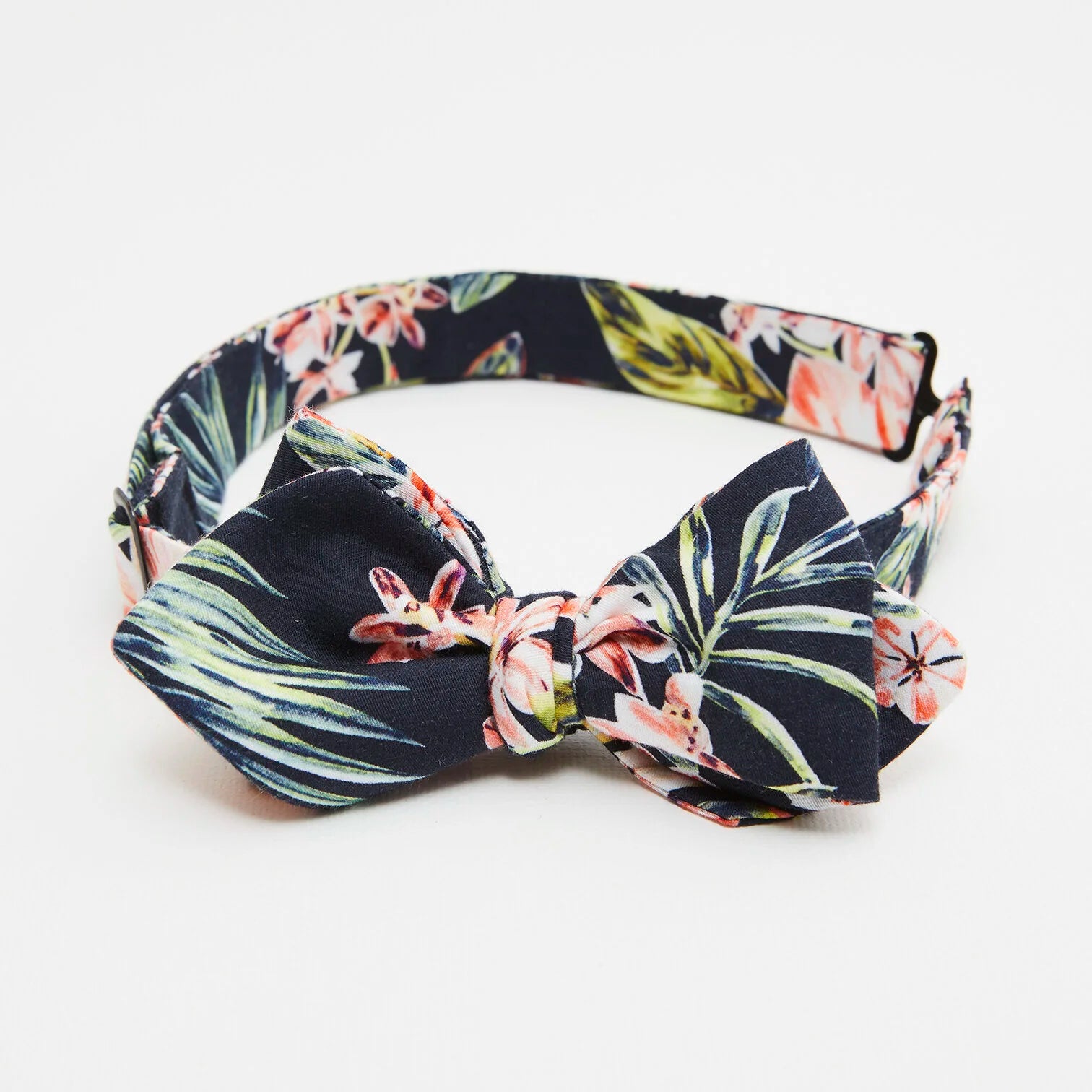 Tokoriki Black & Coral - Tropical Bow Tie