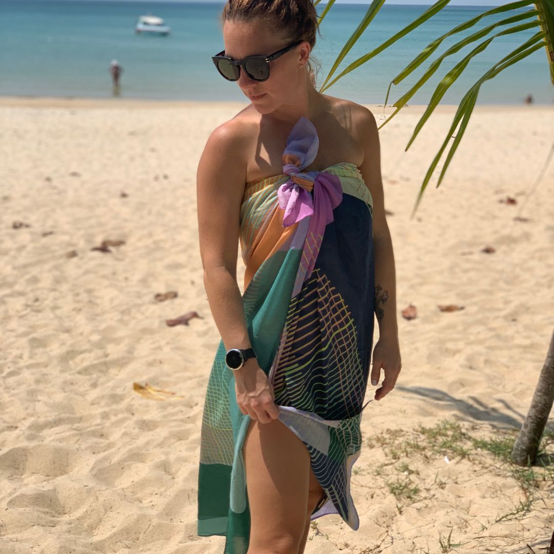 WILLOW -  GEOMETRIC SQUARE SCARF