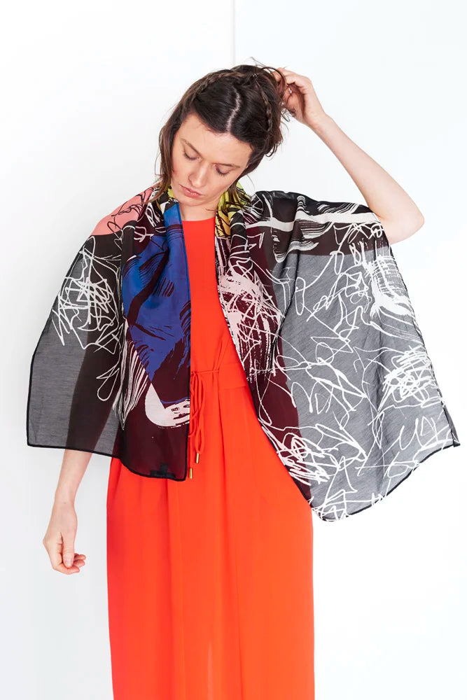 FUJI - BLACK & WHITE LONG SCARF