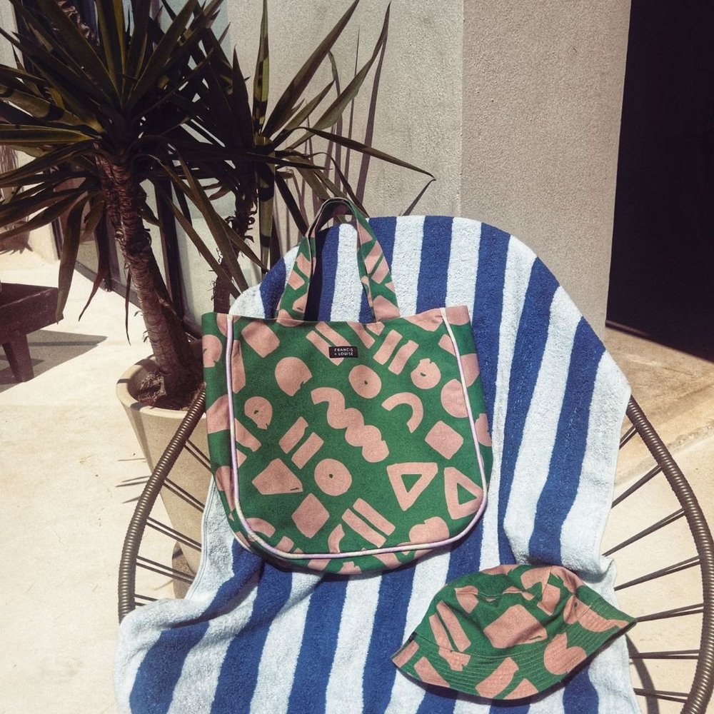 LOVE - GREEN AND PINK TOTE BAG