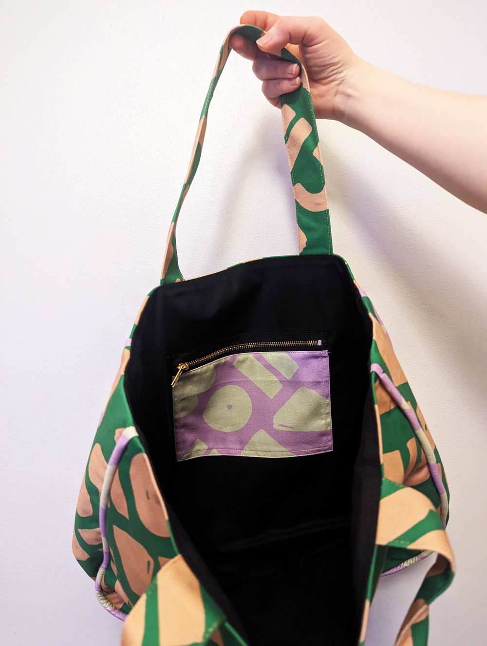 LOVE - GREEN AND PINK TOTE BAG