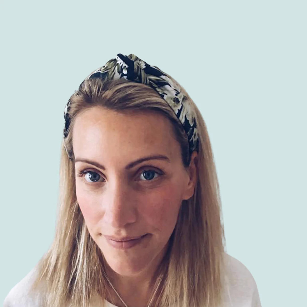 Tokoriki Green - Floral Knot Headband