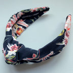 Tokoriki Black & Coral - Floral Knot Headband